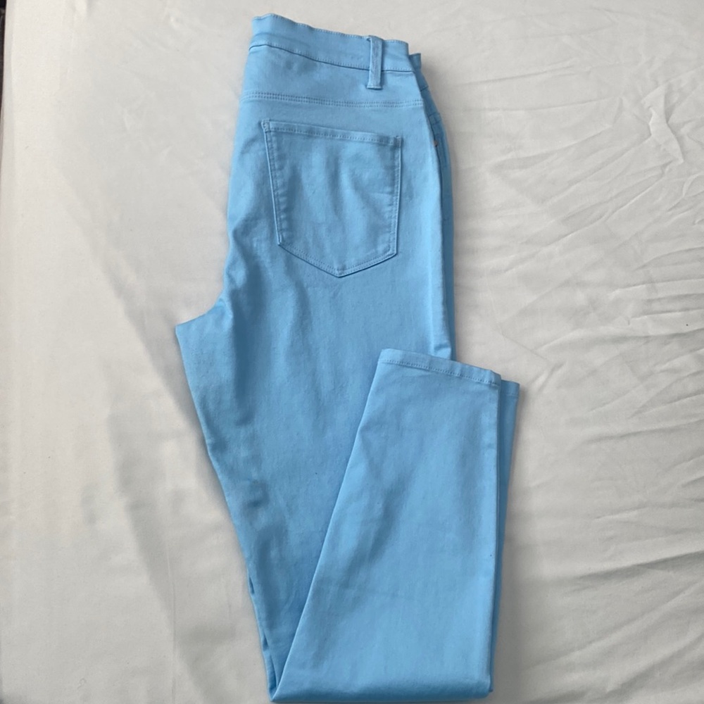 Baby blue ultra stretch jeans- like new